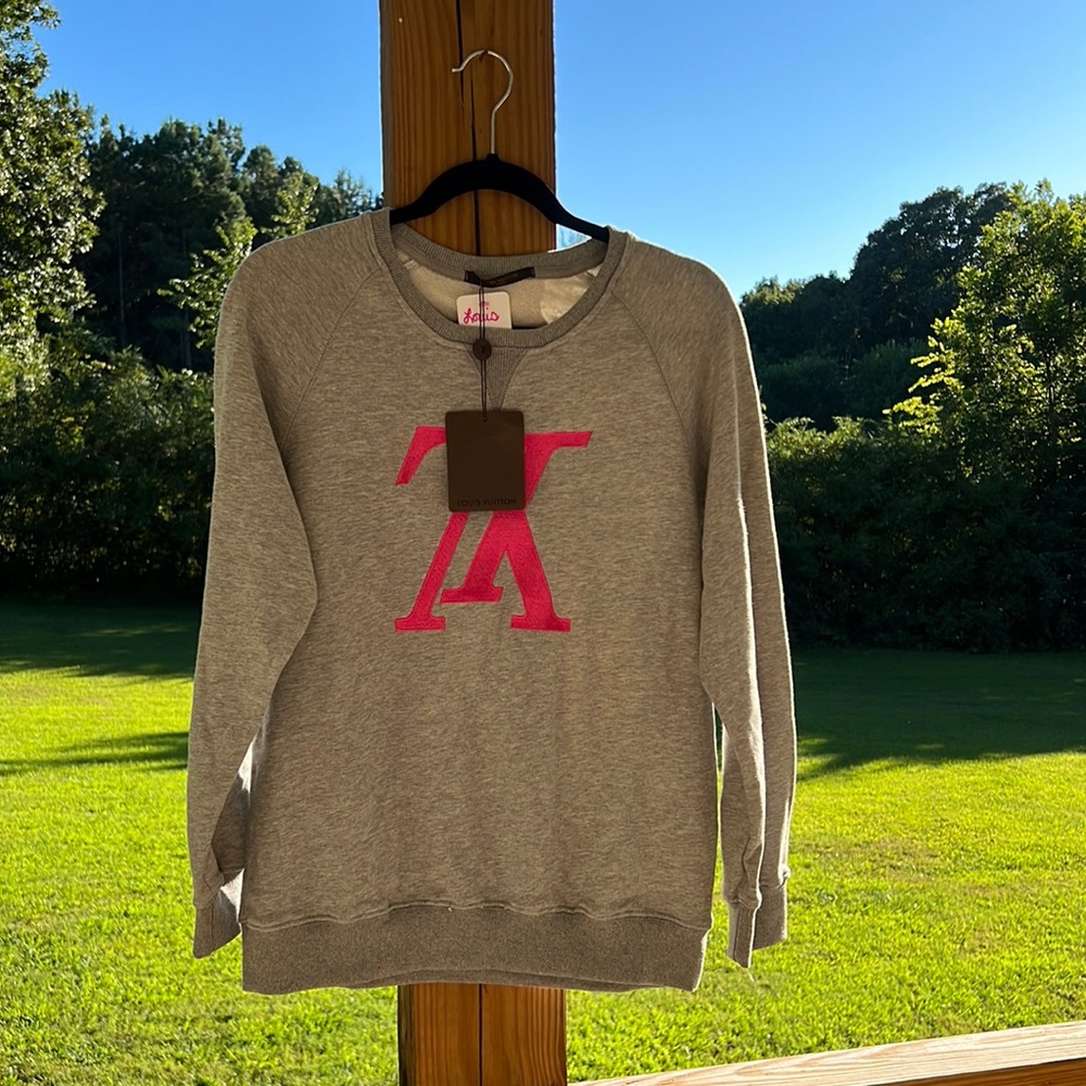 Louis Vuitton Paris sweatshirt